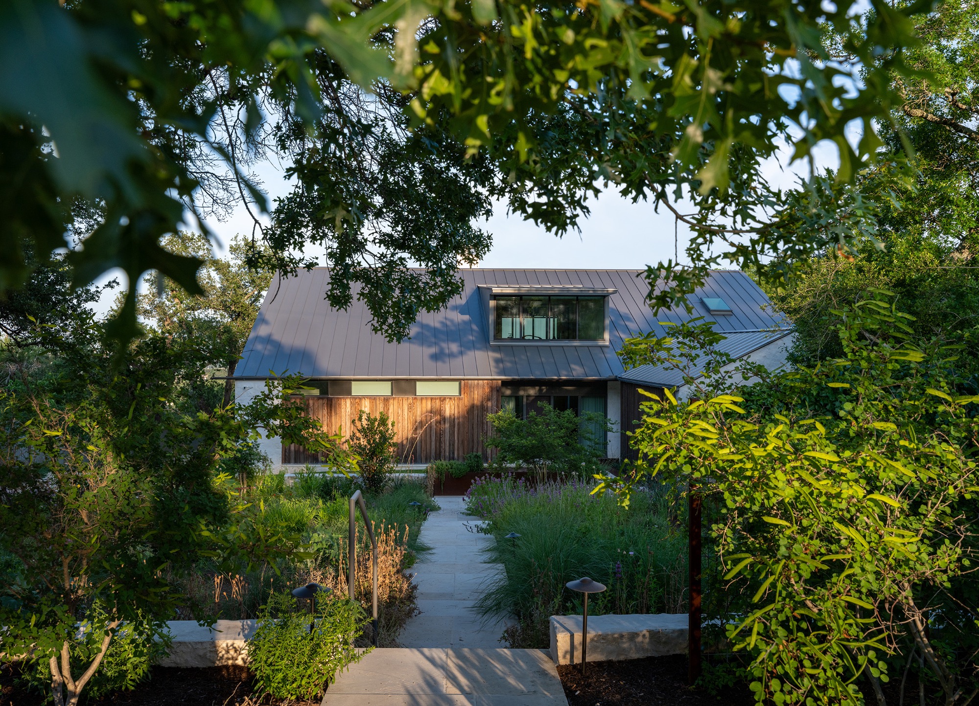 Hillside House front elevation in West Lake Hills, Texas
